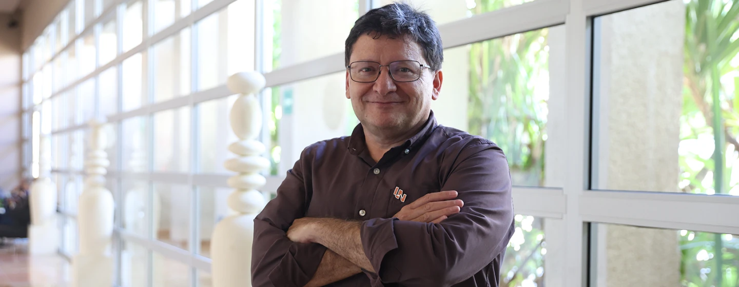 Carlos Menjivar