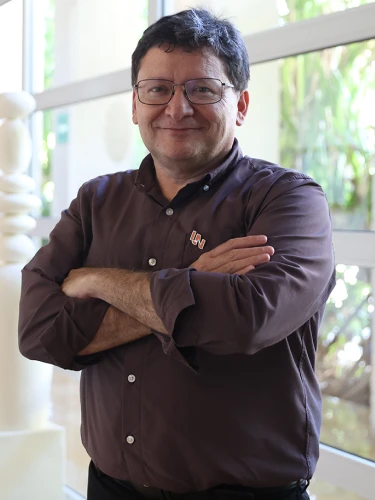 Carlos Menjivar